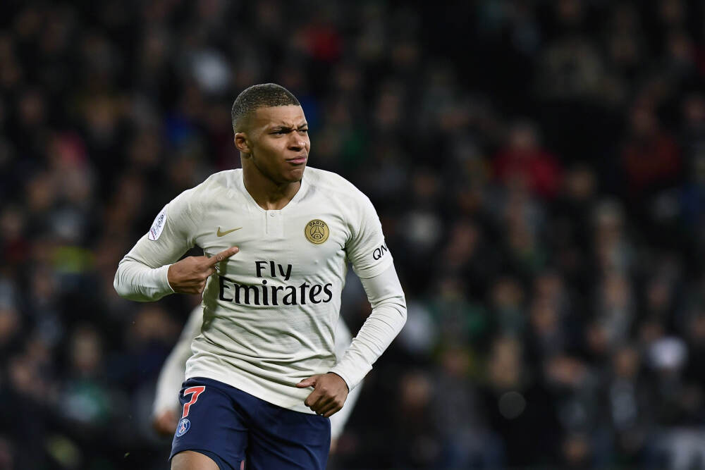 良心大作《玄幻之我在未来捡属性》，不做炮灰，要做命运的主宰者！